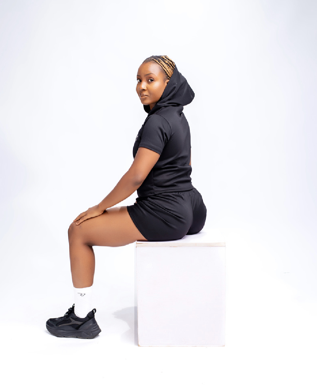 The Surge Set - Image 2