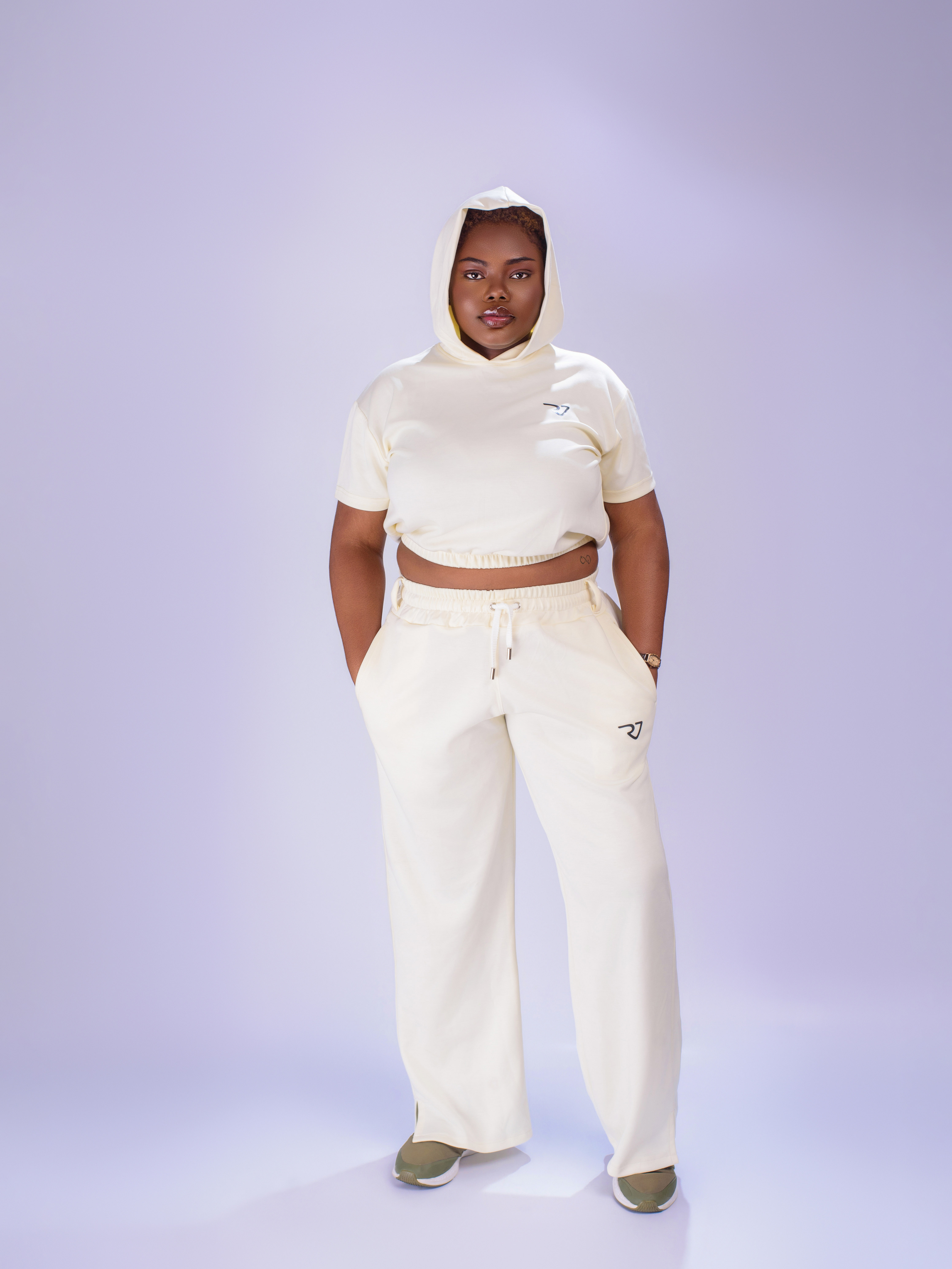 Short sleeve hoodie with joggers set
